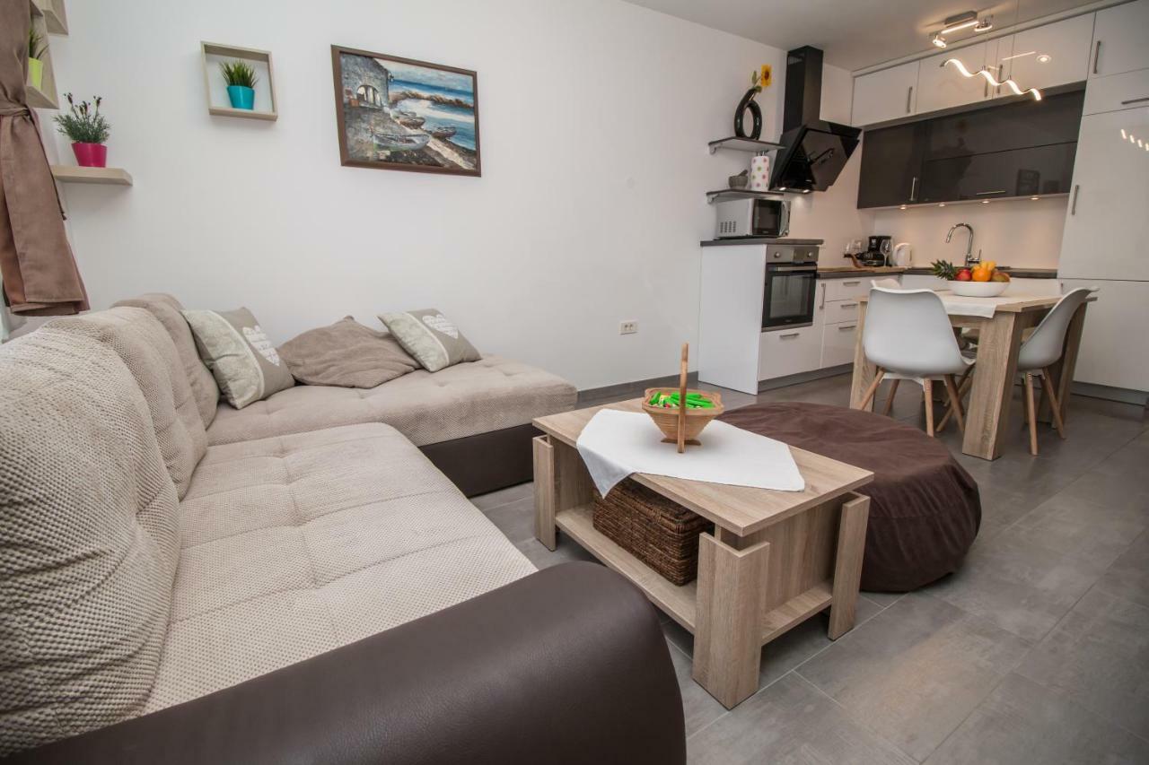 Sunny Point Apartment Rovinj Exterior photo